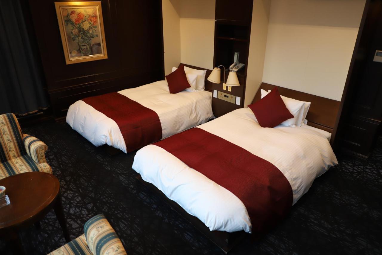 Hotel Sunlife Garden Хирацука Экстерьер фото